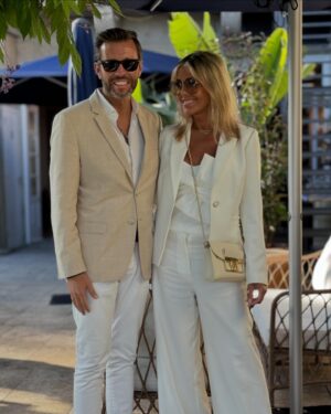Cláudia Jacques Instagram - Inauguração da Maison Bleue Luxury Guesthouse & Art no Porto @maison_bleue_porto @basquiat_porto 

#luxuryguesthouse #art #porto #claudiajacques_oficial #whitelook by @1997margo