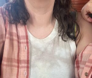 Claudia O'Doherty Instagram - It’s a mega mix of things from episode one and two of ‘Killing It’! 1. Camera tests with “Craig Foster” (Craig Robinson). 2. Episode two was written by @frangillespie. What a brainiac. 3. My hair was cut for the show and I said I thought it was uneven but I was told I was wrong. 4. Relaxing on the freeway. 5. I thought someone had dropped a wig on the road but it was a nutria. 6. Appreciating every moment on set. 7. Lily Sullivan makes her first appearance in episode two, she’s so funny. Thank you to everyone who’s watched so far and if you haven’t yet it’s all on @peacocktv and @stanaustralia 😘😘😘