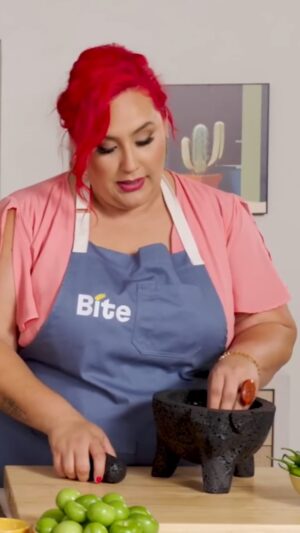 Claudia Sandoval Instagram - Happy Cinco De Mayo! 🇲🇽 Try incorporating into your festivities this easy, vibrant, Salsa Verde Cruda, from @chefclaudiasandoval. “Cruda” roughly translates to “raw,” and because none of the ingredients are cooked, you can save on time without losing any of the flavor - it’s “salty, garlicky (and) delicious.” 🫑🌶️ 🧄 🍅  #CincoDeMayo
