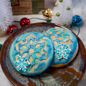 Claudia Sandoval Instagram - Did you know today is #NationalConchaDay? Well it is and I just wanted to share some of the iconic @elcochidorado Conchas we have created thru the years! If you want to learn how to make them find the recipe at the link in my profile! 😮‍💨😮‍💨😮‍💨 #MerryXmas #FelizNavidad