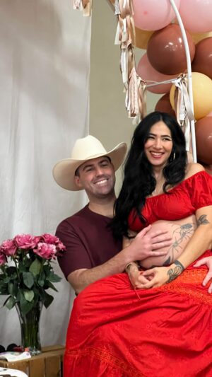 Claudia Sandoval Instagram - A Recap of @mothers_favorite and @milke28 Baby Shower! 💖💞you are both so loved! We cannot wait to welcome our Baby Girl! She is already so loved. 🍼👼🏼