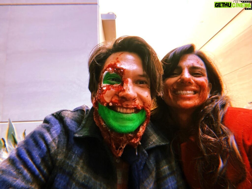 Claudia Doumit Instagram - He’s fine. Now tune in tomorrow night for more scrabble tournaments on @theboystv • Thank you @kylemachere for a bloody good time 👌🏼 Shoutout to @stephanfleet and the entire FX team for creating this beautiful horror and thank you @3youngkings and entire the stunt team for making us look cool as hell