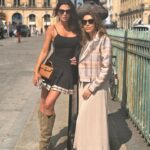 Claudia Galanti Instagram - L’amour, Les baguettes ,Paris . ❤️