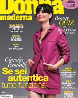 Claudia Pandolfi Instagram - Oggi in edicola su @donnamoderna c’è una bella intervista di @isabyte, le foto di @fabio_lovino_  e gli abiti di @federicatosi 
E poco importa se hanno sbagliato il nome del personaggio: nonostante Ramona sia un nome interessantissimo, nei #peggiorigiorni sono Tiziana. 

@massimilianobruno2020 
@edoardoleo 
@iif_gram 
@visionfilmdistribution