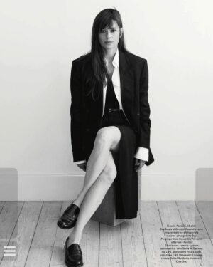 Claudia Pandolfi Instagram - ELLE ❣️

@elle_italia 
Intervista di @silvialocatelli_elle 
In copertina blazer  @numeroventuno 
Minidress @federicatosi 
Gioielli @crivelliofficial 

Styling @monicacuretti 
Ph. @adrianorusso_studio 
Hair @ezio_diaferia_ 
Mua @chiaracorsaletti e @camillaguadagnolimua 
Ha collaborato @gabrieleciciriello
Eternamene grata a @fdsmanagement ❣️