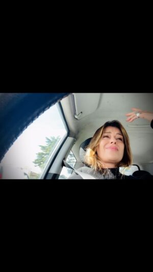 Claudia Pandolfi Instagram - Vorrei saper cantare come
@giorgiaofficial
Oh tu dea, insegnami a fare owhowoooho.

Lose control @teddyswims