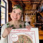 Claudie Mercier Instagram - Quelle est ta sorte de pizz pref? 🤤 J'ai découvert la @fromageriegourmande récemment & je CAPOTE! Leurs pizzas sont faites avec du fromage en grains râpé, SCUSE MOI??? C'est DÉBILE! Elles sont dispos un peu partout dans les IGA, Métro, Provigo & Maxi. Tu peux trouver un point de vente près de chez toi sur leur site : https://www.fromageriegourmande.ca/histoire/pizzas-congelees/ BON APP! 🍕 #pub