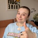 Claudie Mercier Instagram - Suis-je la seule qui s’imagine 1000 scénarios selon les réponses qu’on m'envoie en texto?? Si t’es pareille je t’invite à te rendre sur le site de @tuaslederniermot pour trouver des ressources pour calmer ton stress et ton anxiété. I FEEL YOU! *Inspiré de @downwithaaron #partenaire