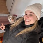 Claudie Mercier Instagram – But FIRST, let me take a selfie 💁🏼‍♀️