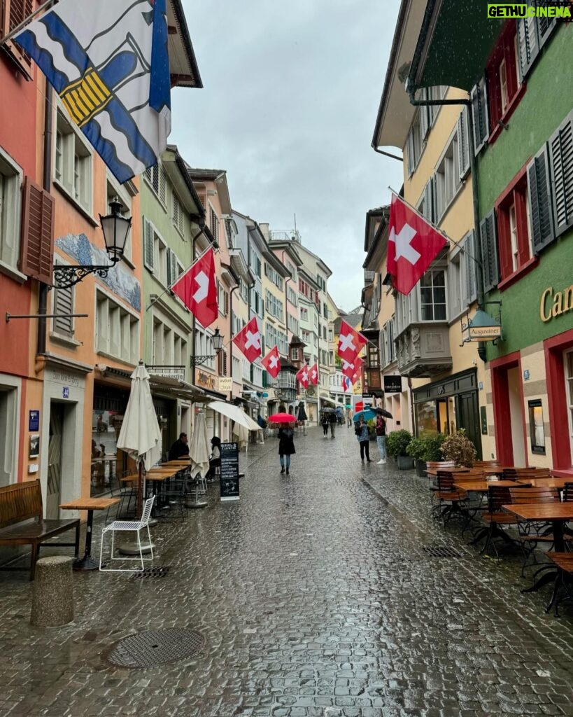 Clea Shearer Instagram - The most magical time in Switzerland, complete with a rainbow at the end of the day 🇨🇭Onward to France 🇫🇷