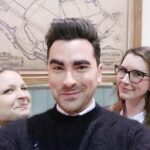 Clea Shearer Instagram - Exactly 5 years ago things were so fun. We visited the @schittscreek set during the last season thanks to our friend @instadanjlevy 💕 the pandemic hadn’t happened, I didn’t have cancer, and we were living our best lives. Grateful for these memories and looking forward to everything to come!
