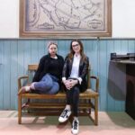 Clea Shearer Instagram - Exactly 5 years ago things were so fun. We visited the @schittscreek set during the last season thanks to our friend @instadanjlevy 💕 the pandemic hadn’t happened, I didn’t have cancer, and we were living our best lives. Grateful for these memories and looking forward to everything to come!