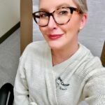 Clea Shearer Instagram - I had my post-op visit today, and the good news is that I’m healing really well. The (I won’t even say bad news, because once you’ve had cancer, bad news takes on a new meaning) not amazing news is that I will need a follow-up surgery in the next few months. My doctor had prepared me that this was a probable outcome, but you always hold out a little bit of hope that mayyyyybe you’ll defy the odds. This was my 4th surgery since I was diagnosed, so getting a 5th will just round things out. And if I need a 6th, well, it’s an even number. And if I need a 7th, it’s a lucky number. I’m just so thankful to be healthy. And it’s a good week for that! 🩷 xo, Clea
