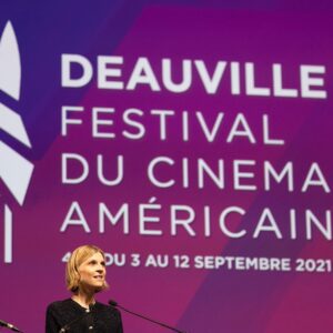 Clémence Poésy Instagram - @deauvilleus so far … 🎞🎬💜 Merci Merci @chanelofficial 🪁
