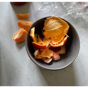 Clémence Poésy Instagram - How to get through January…
Happy new year everyone ✨
( 1- @officialblueytv 🧡 always always 2 - @m.poesy ‘s COSMOS ☄️ 3- @nikita_gill via @poetryisnotaluxury  4- vitamin c 5- Sophie Calle at musée picasso ✨ 6 - @adriannelenker 💫 7- @toteme in Paris 8- 🌊)
