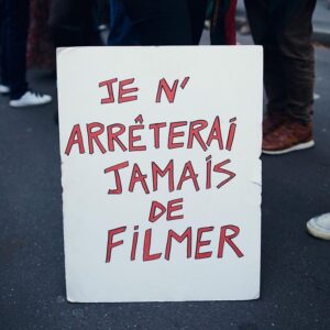 Clémence Poésy Instagram - ✊#libertedinformerendanger #stoploisécuritéglobale 📷@cyril.zannettacci