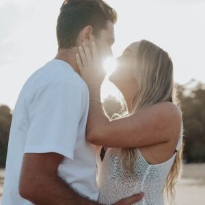 Cleo Massey Instagram - I cannot wait to meet mini us. 🙈🌞 Cannot recommend @emmatianphotography ENOUGH. Thank you for capturing these special moments. 🧡