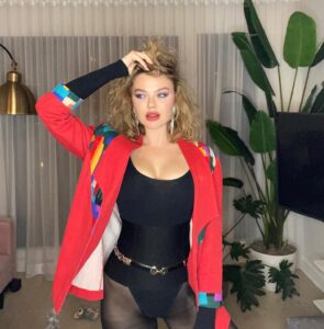 Clodelle Most Liked Photos and Posts