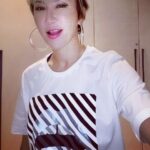 CoCo Lee Instagram - Bananadrop Challenge ✔️#tiktokers #dancechallenge #bananadrop #cocolee