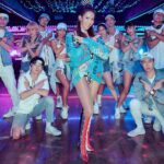 CoCo Lee Instagram - 我期待很久的mv FANCY 終於首播囉 喜不喜歡🤩🤩 （一定要看個十遍以上啊😆） 導演Jeff真是超棒，我非常喜歡他幽默的拍攝手法也感謝導演讓我很多的想法實現了😍 喜歡看我跳舞的歌迷開心嗎🥰🥰 好久沒拍舞曲MV💃 希望你們喜歡⭐ 也特别謝謝來演出的每一位，你們超FANCY的！ Super excited my brand new music video “FANCY” is finally out now !!!! OK go watch at least 10x and tell me which character u like best💜 Hope u guys enjoyed this MV as much as I enjoyed filming it .. @keelongxu @monday_rays @annie72127 @pon_chu_chu @you_jen_ #youfancy #fancy #Fancy是種態度 #MV上架囉 #story向上滑帶你去Fancy #展榮展瑞太有趣了我一直笑場 #胖球可愛又努力你們看花絮就知道 #又仁好認真男裝酷又帥女裝快比我美哈 #魚乾好可愛下次一定要一起合唱好嗎 Choker & Earclip @Fendi Outfit @vetements_official Earclip @alexandermcqueen Choker @alessandrarich Outfit @annakikiofficial Boots @sergiorossi #FendiPrientsOn collection #styledbyMMC