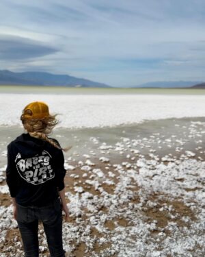 Cody Renee Cameron Instagram - Off the grid in Death Valley. 🏜️ 3 days of ripping thru the most incredible scenery: Bad Water Basin, Dante’s View, 20 Mule Road, Tecopa Hot Springs, Furnace Creek, Mesquite Sand Dunes and best of all, no cell phone reception. Only 3.5hrs outside LA or 1.5hrs outside Vegas. 

Follow @ironponyshow for this episode coming soon! 

Shoutout to my riding buddies @jigger.la @dynaloya 
#DeathValley #Badwaterbasin #dantesview #bikerbabe #chickswhoride #sportsternation #bikerchicksofinsta