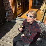 Coeur de Pirate Instagram - Je fais pas les choses normalement je publie des photos de moi qui regarde l’éclipse 2 semaines après