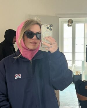 Coeur de Pirate Instagram - 💅🏻 moi avant le prime et moi après
