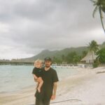 Coeur de Pirate Instagram - Post obligatoire d’anniversaire de Marc 🥹 qui n’arrête pas de me surprendre, qui réussit tout ce qu’il entreprend and the list goes on. Love you. Sorry if the baby woke up at 5:30 this morning 🥲