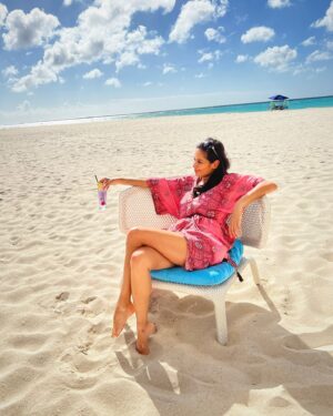 Collien Ulmen-Fernandes Instagram - Allerhärteste Arbeitsbedingungen auf Aruba. 

Beim

#Traumfisch 🐠 🏝️🍹☀️ 😫