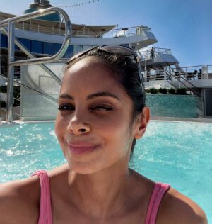 Collien Ulmen-Fernandes Instagram - #DayOff 😎 #Traumfisch 🐠💦😁