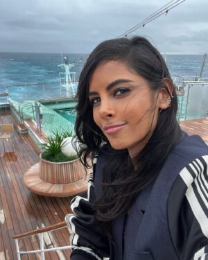 Collien Ulmen-Fernandes Instagram - Bei extremst stürmischer See zurück auf’m Kutter der guten Laune! 🥳