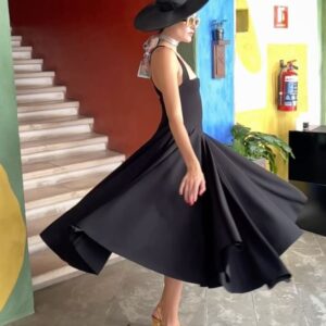 Columba Diaz Instagram - Serving C💋NT en Oaxaca
👗 @marikavera 
🏠 @pugseal