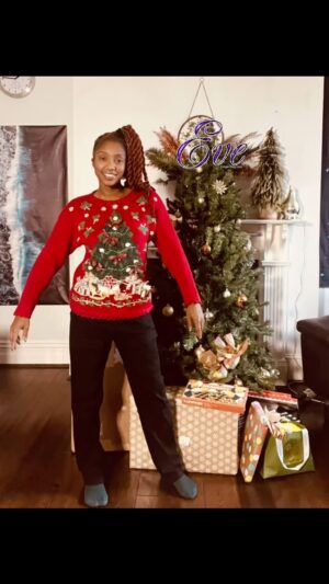 Comfort Fedoke Instagram - My 8 year old self would be so proud🥹 and sends everyone love for the holidays 🎄🎄🎄🎄

•still fits👕🤪
•
#almostchristmas #stillgotit #christmaseve #babygirl #holiday #christmas #staysafe #prayingfortheworld