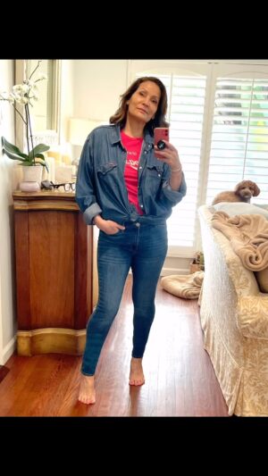 Constance Marie Instagram - As we close out #DenimDay
The day to protest the 1999 Italian Supreme Court ruling that Reversed a rape conviction because the victim was wearing tight jeans! 
Their absurd thinking? 
She must have helped to get the jeans off which  they ruled implied consent.
🤬

While in this country, the Republican war on women continues!
Denying women’s right over their bodies and their healthcare!
A right that has existed for 50 years!
HOW does it make sense that my daughter would have LESS rights than I have had?!?!
ENOUGH.
Each women decides what happens to their bodies. 
Each woman decides her healthcare choices!
Republicans don’t even want to allow exemptions for rap*e or ince*st,,,
or in most cases a woman has to be close to death to allow doctors to help her?!?!

Rap*sts should not get to choose the mother of their child!
Legislators say “Let the states decide!”
Let’s go smaller,
Let the cities decide,
No wait,
Let the American,
Tax paying 
WOMEN DECIDE!!
And everyone else who has an opinion, needs to stay out of other women’s  privates.
Mind Yo Business!

And women, we must remember this coming November TO VOTE to protect OUR rights!!
✨💪🏽✨
#Vote #Roevember
#WisdomWednesday #WomensRightsAreHumanRights #AbortionIsHealthcare #WomensHealthcare #Wednesday #Solidarity #SolidarityInDenim