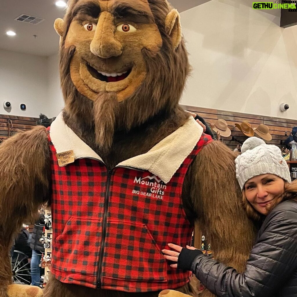 Constance Marie Instagram - And with that, me and my new man, bid you “Goodnight” ✨💖✨😂 #FeelGoodFriday #friday #BigBear #MountainMan