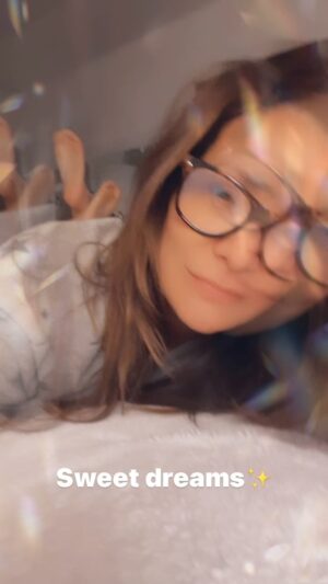 Constance Marie Instagram - This filter looks like I’m in a dream… 
so, sweet dreams✨
#Monday #lipsync #puttheblameonmame #RitaHayworth #monday #MondayMood #Fyp #foryou #foryoupage