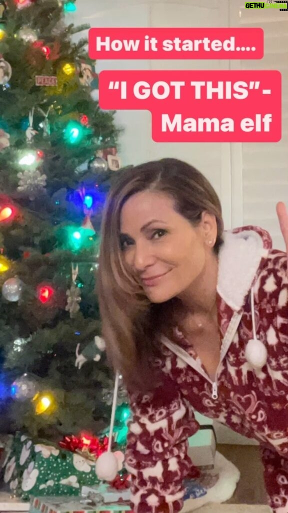 Constance Marie Instagram - After all the shopping, Comes the wrapping! Why does it take so long? Because I am a Virgo and I NEED it to look pretty!!! ✨💖🎄✨ #MamaElf #MerryChristmas #Mama #Mommy #Mom #Friday #fridayvibes #christmasiscoming #christmas