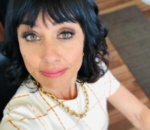 Constance Zimmer Thumbnail - 4.4K Likes - Top Liked Instagram Posts and Photos