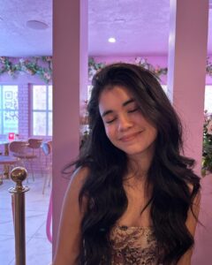Actress Corina Bradley HD Instagram Photos and Wallpapers April 2024