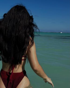 Corina Bradley Instagram - 🍍