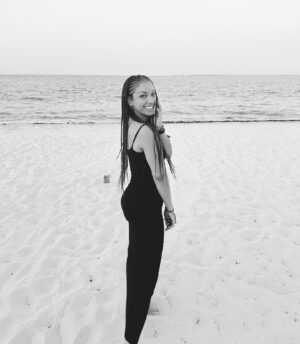 Corinne Foxx Instagram - thank you for all your love & support these past few months 🙏🏽 our family is grateful beyond measure ❤️ God is good
