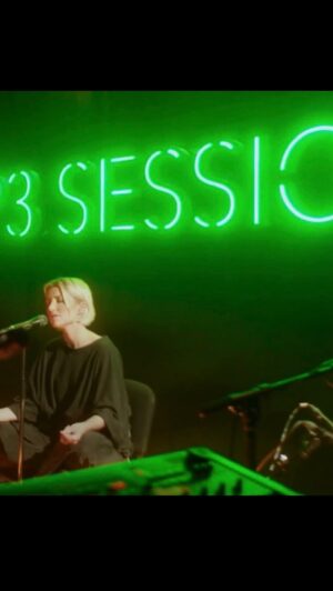Cornelia Jakobs Instagram - “Running up that hill” at P3sessions yesterday 💚 

You find the whole session in my bio…

Song by @katebushmusic 
Musical arrangement by me
Played by these incredible musicians
@balthazar.samuelsson 
@thisiselma 
@erikpaganelli 
@alinjosef 
@carlbodell 
@swendaniel 
Lisa Viguier Vallgårda 

Thank you @p3sverigesradio for having us 💚