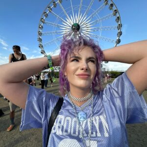Courtney Nelson Instagram - Coachella Day #1 photodump 🌴💅🏻

#coachella #coachellaoutfit #style #nodoubt #fyp #festival