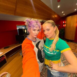 Courtney Nelson Instagram - My travels have almost subsided and I’m almost back to California✨

Came here for songwriting but leaving with friendships💗

Here’s the most random set of photos to show you life on the other side of the world!!! 

#europe #europetravel #songwriter #music #travel #fyp