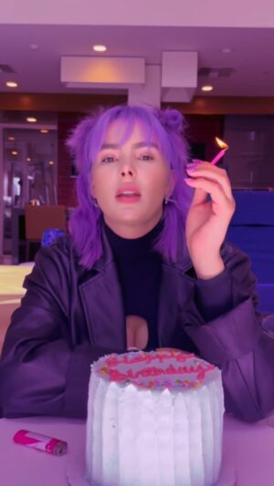Courtney Nelson Instagram - HAPPY BIRTHDAY TO MEEEEE 🎂💗

#transitionreels #trending #birthday #birthdayideas #fyp #gemini #geminiseason