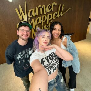 Courtney Nelson Instagram - Yesterday was a dream come true 🤩

Thank you @warnerchappellmusic for having us and letting me create a cute AF banger for my project 💅🏻 probably the dirtiest song I’ve written for my project—->swipe to hear a sneak peak… 

#session #studio #newmusic #comingsoon