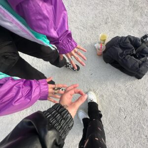 Courtney Nelson Instagram - THANK YOU SO MUCH @sprite for inviting me to experience @rollingloud for the first time 💗 I had so much fun! Till next time 🫡

P.S last slide is an example of my ADHD in FULL effect 🤣

#sprite #rollingloud #festival #summeriscoming #fyp