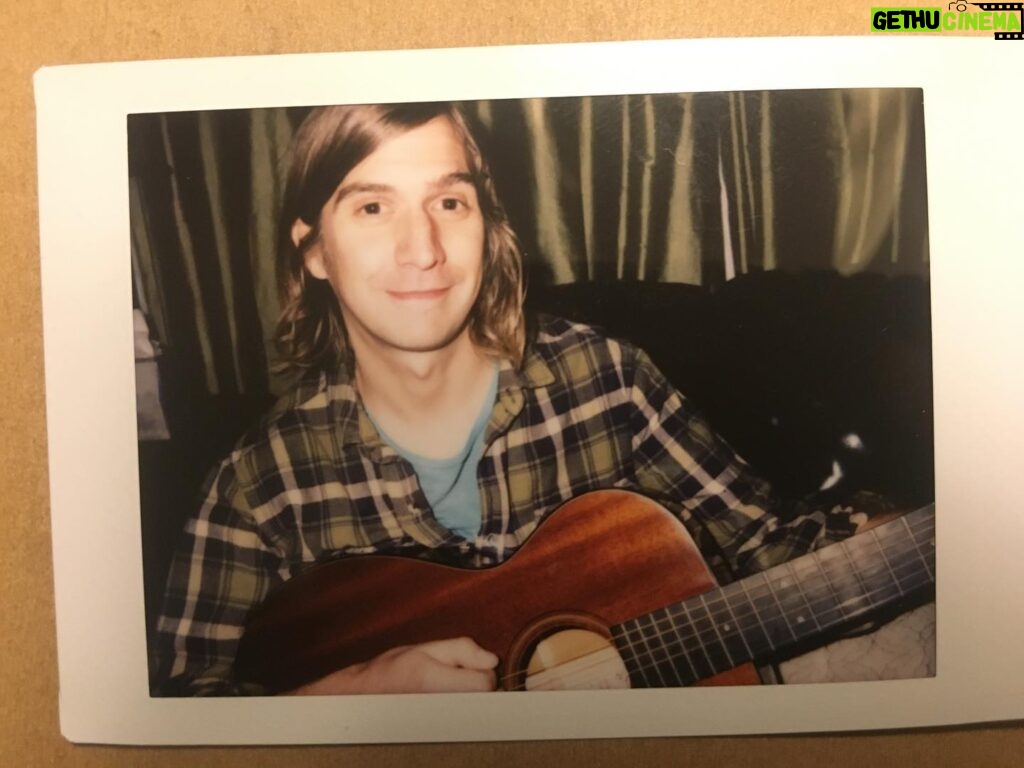 Courtney Barnett Instagram - So sad to hear the news about Rob Laakso, sending all my love to his family and friends. Rob was one of the kindest people, and such an amazingly talented and thoughtful musician. I’ll forever hold dear those Sea Lice days Rob, love ya xx