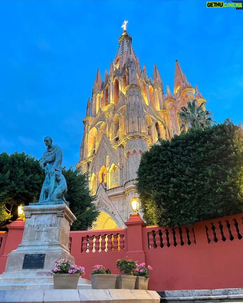 Courtney Eaton Instagram - San Miguel de Allende ❤️‍🔥