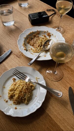 Courtney Halverson Instagram - The only love language I speak is pasta 🍝 there’s just so many different shapes and sauces and combinations to choose from, so in that spirit - what is your favorite? Personally I’m partial to a bucatini cacio e pepe, a gigli with pesto and peas, or else a pici all’aglione.

Feel free to chime in with your love language below since I’m betting we just might speak the same language. ♥️🌿🍝
.
.
cooking pot : @caraway_home 
flour container : @alix.d.reynis 
rolling pin : @prisonerwineco 
.
.
.
#romanticstyle #pastaismylovelanguage #italy #plfhome